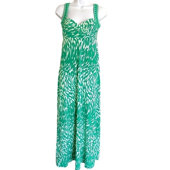 BCBGMaxAzria Dresses & Skirts - BCBGMaxAzria | Green and White Print Maxi Dress
